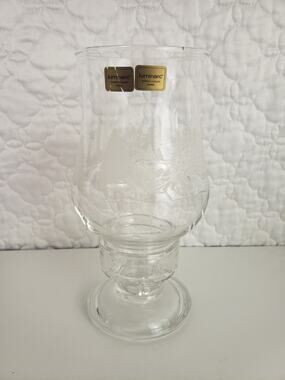 Luminarc Christmas Holiday Sleigh Etched Glass Candle Hurricane Holder Lamp